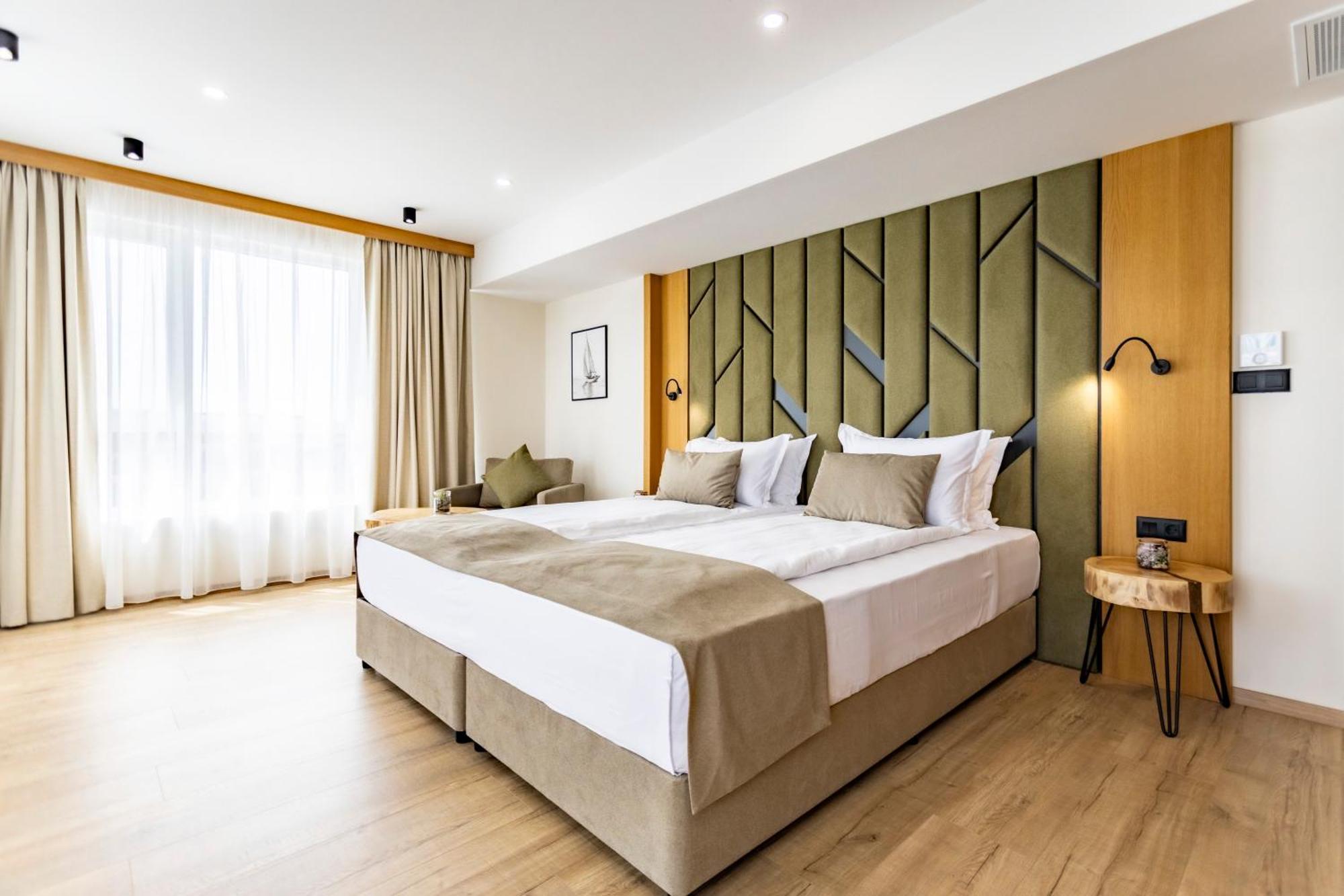 Natura All Seasons Boutique Hotel Burgas Extérieur photo