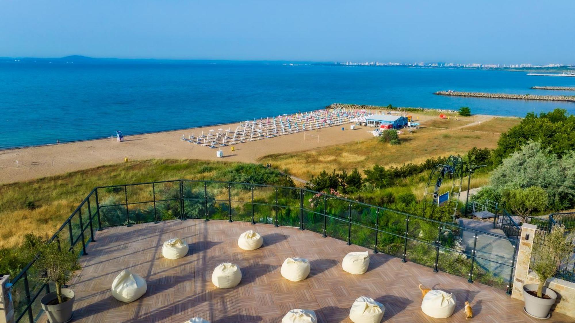 Natura All Seasons Boutique Hotel Burgas Extérieur photo