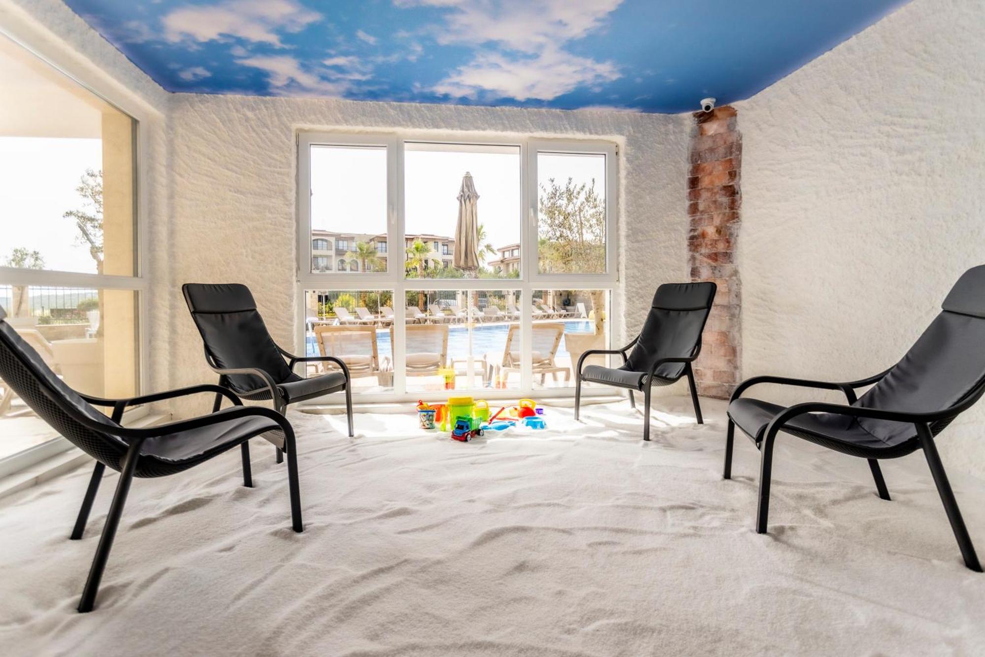 Natura All Seasons Boutique Hotel Burgas Extérieur photo