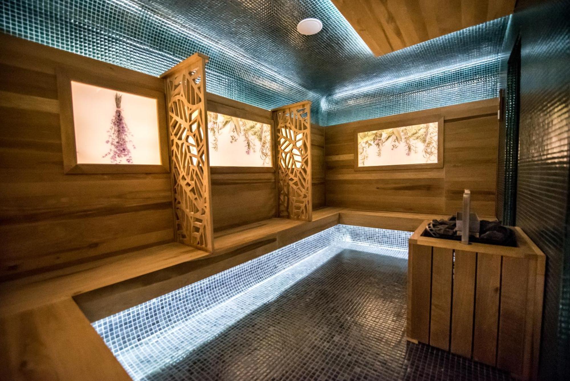 Natura All Seasons Boutique Hotel Burgas Extérieur photo